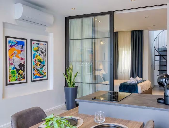 Image No.8-2 Bed Property for sale