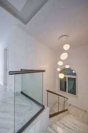 f40bfa7b-a3b5-4fdb-ae09-afda3c23d02c