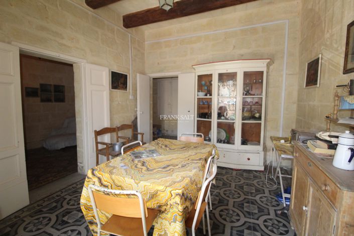 Image No.2-3 Bed Property for sale