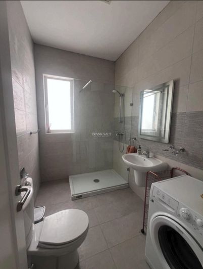 Image No.5-1 Bed Property for sale