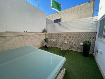 b8239354-0267-46de-b8f7-4f80e60438c3