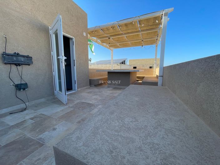 Image No.16-3 Bed Property for sale