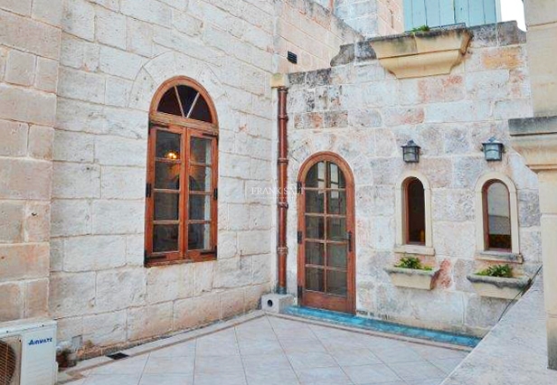 Image No.7-3 Bed Property for sale
