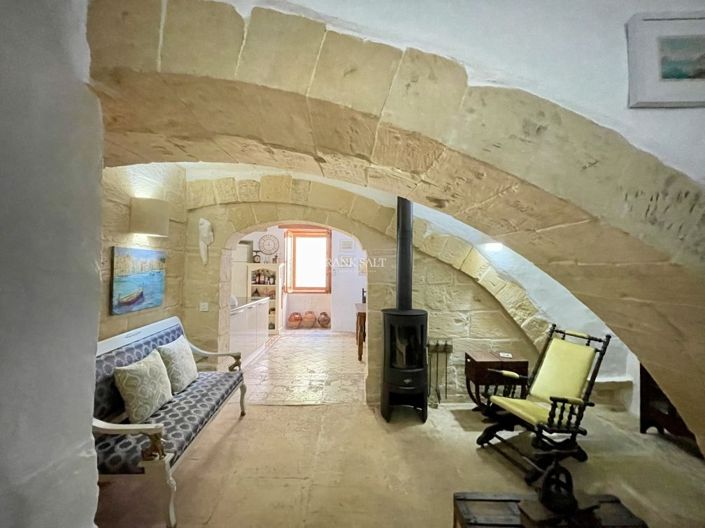 Image No.4-3 Bed Property for sale