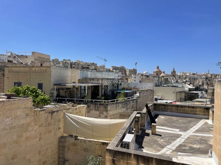 Image No.47-3 Bed Property for sale