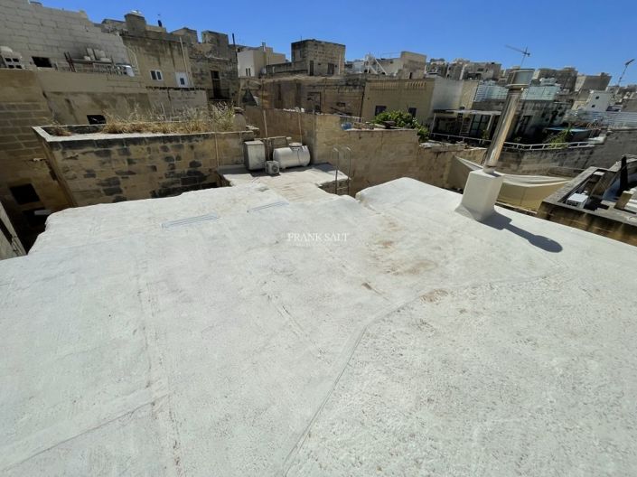 Image No.48-3 Bed Property for sale