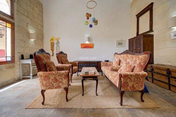 Image No.7-3 Bed Property for sale