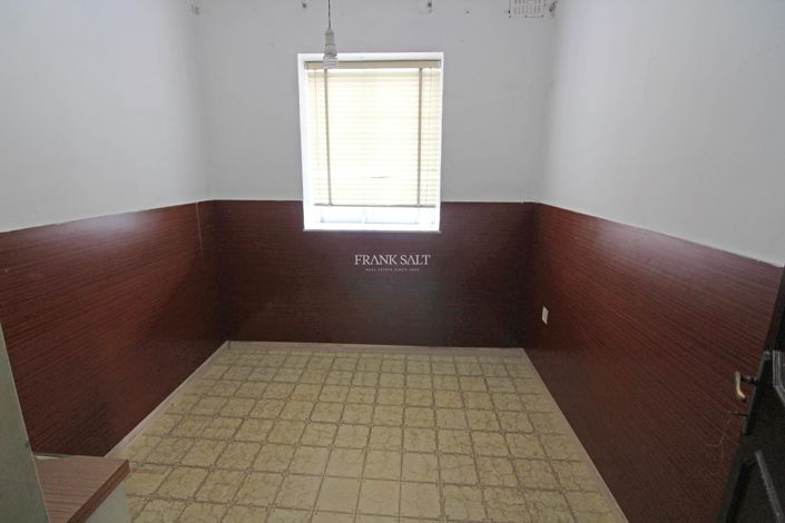 Image No.13-Propriété de 3 chambres à vendre à Birkirkara