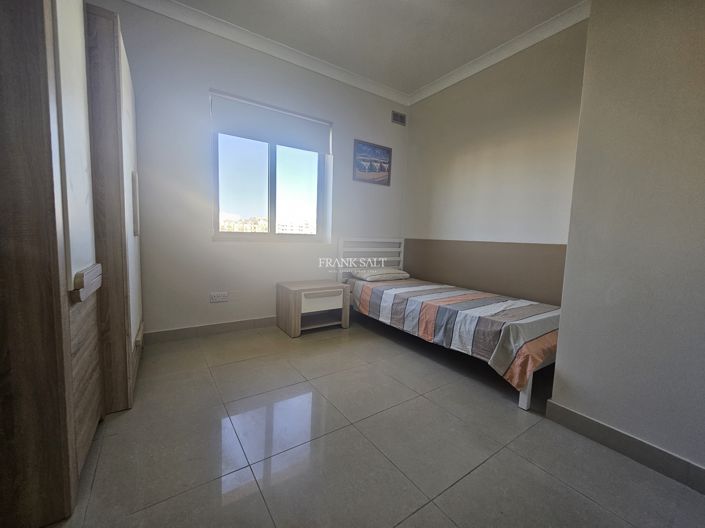 Image No.7-1 Bed Property for sale
