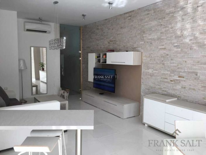 Image No.4-Propriété de 4 chambres à vendre à Sliema