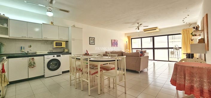 Image No.8-Propriété de 3 chambres à vendre à Xemxija