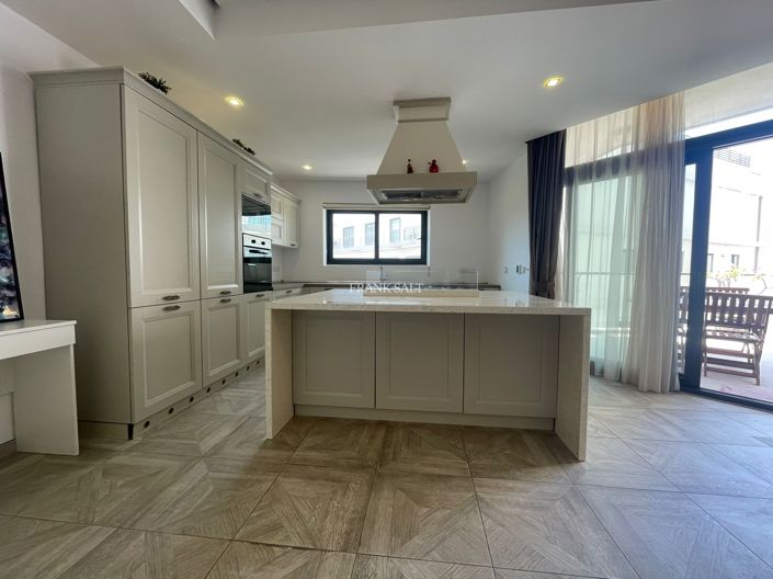 Image No.4-Propriété de 3 chambres à vendre à Malta