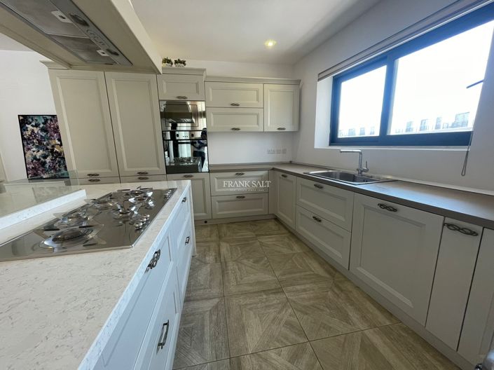 Image No.6-Propriété de 3 chambres à vendre à Malta