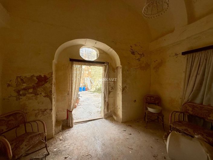 Image No.4-3 Bed Property for sale