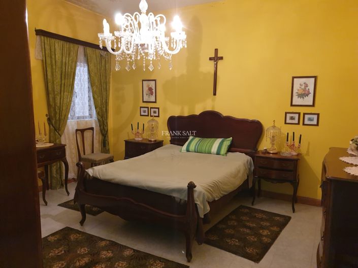 Image No.6-Propriété de 6 chambres à vendre à Marsaskala