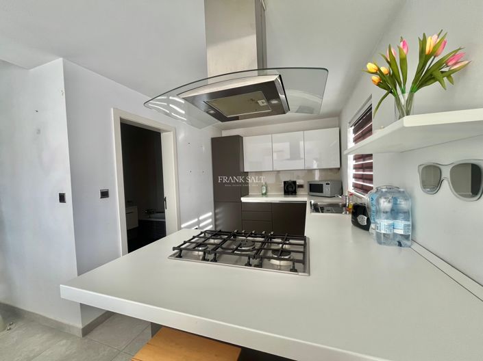 Image No.2-1 Bed Property for sale