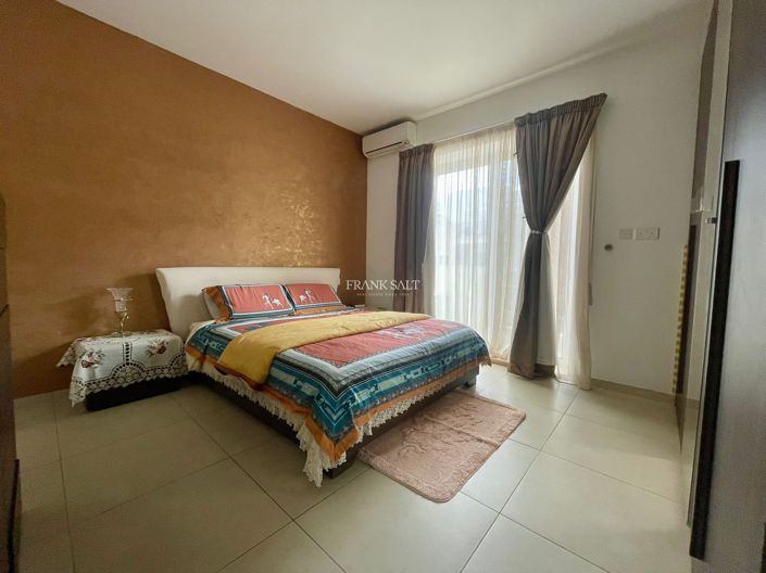 Image No.7-3 Bed Property for sale
