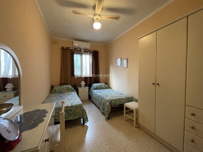 Image No.6-2 Bed Property for sale