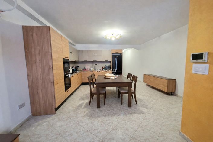 Image No.3-Propriété de 3 chambres à vendre à Fgura