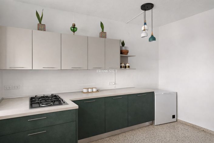Image No.4-2 Bed Property for sale