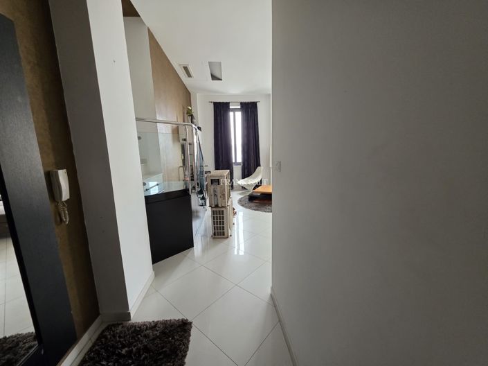 Image No.15-2 Bed Property for sale