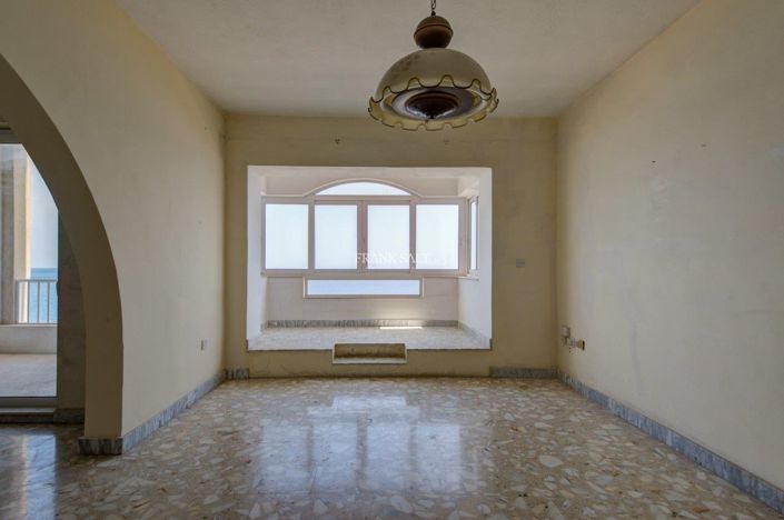 Image No.8-3 Bed Property for sale