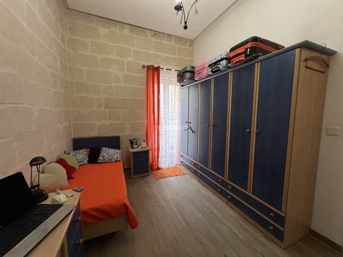 Image No.10-Propriété de 3 chambres à vendre à Hamrun
