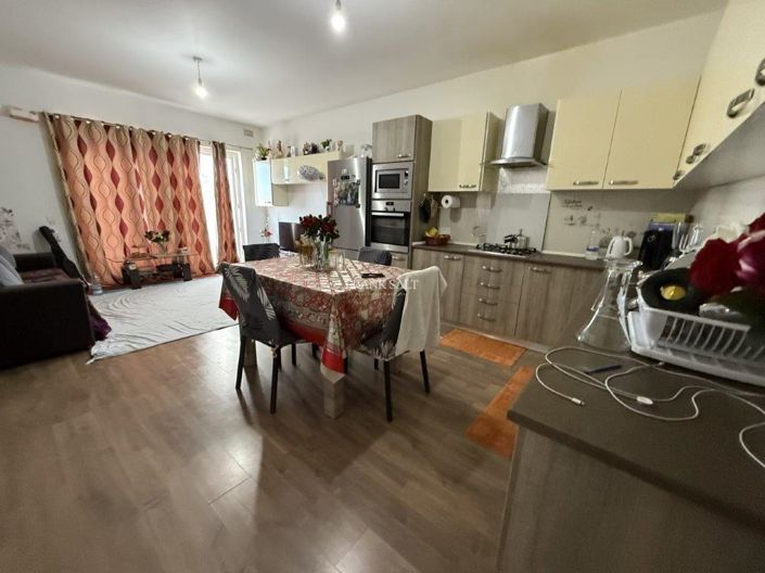 Image No.5-Propriété de 1 chambre à vendre à Attard