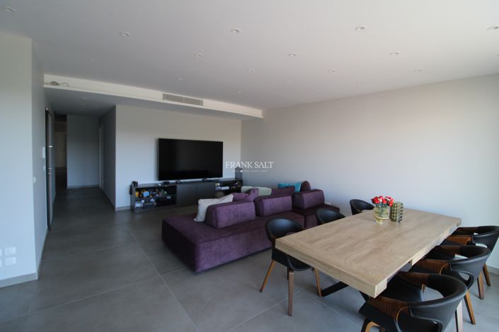 Image No.3-3 Bed Property for sale