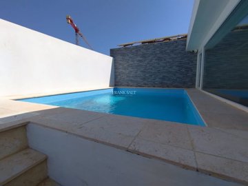 de871568-4fa6-4352-88c4-005f75e99978