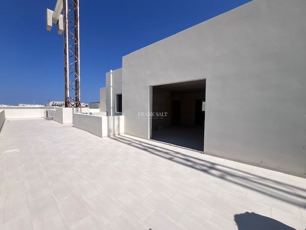 Image No.3-3 Bed Property for sale