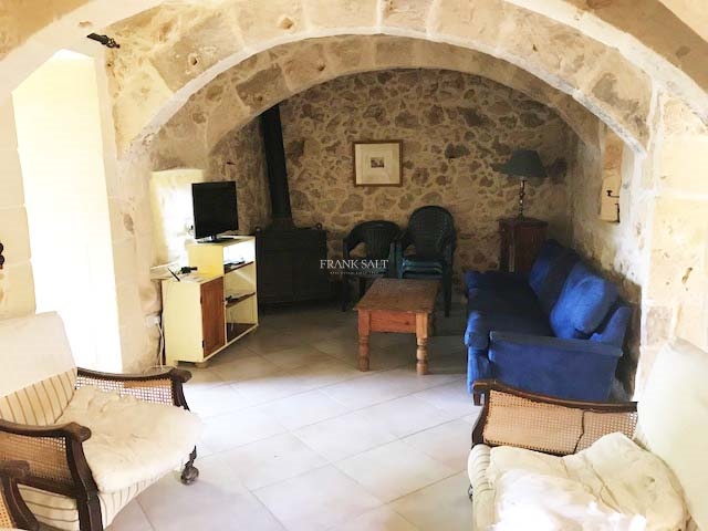 Image No.6-Propriété de 3 chambres à vendre à Xaghra