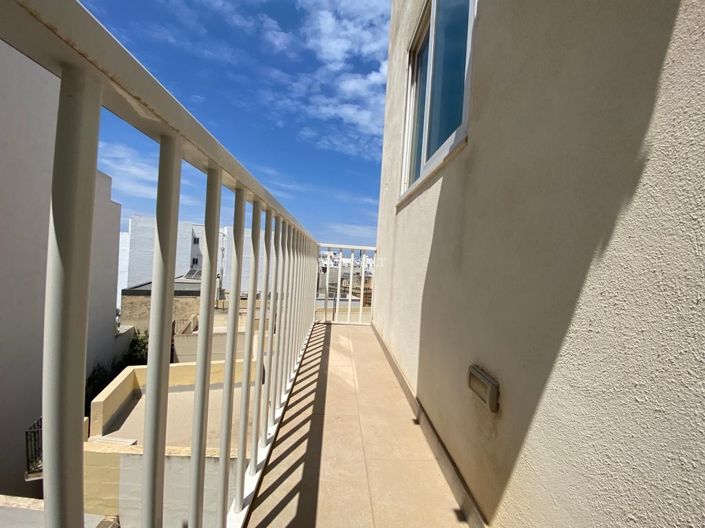 Image No.7-3 Bed Property for sale