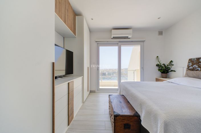 Image No.14-2 Bed Property for sale