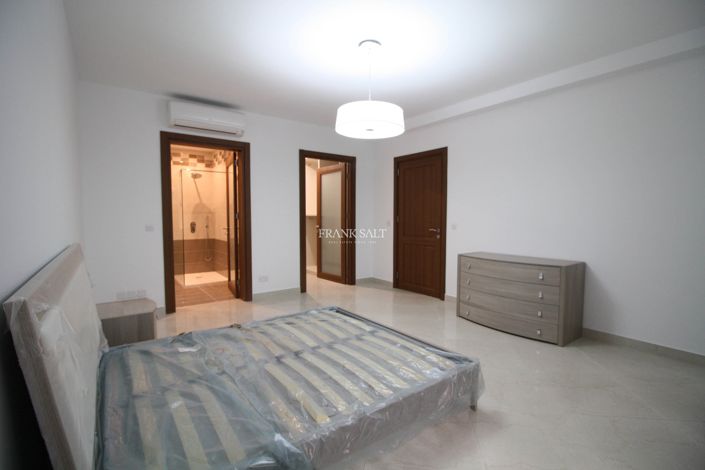 Image No.12-Propriété de 3 chambres à vendre à Sliema