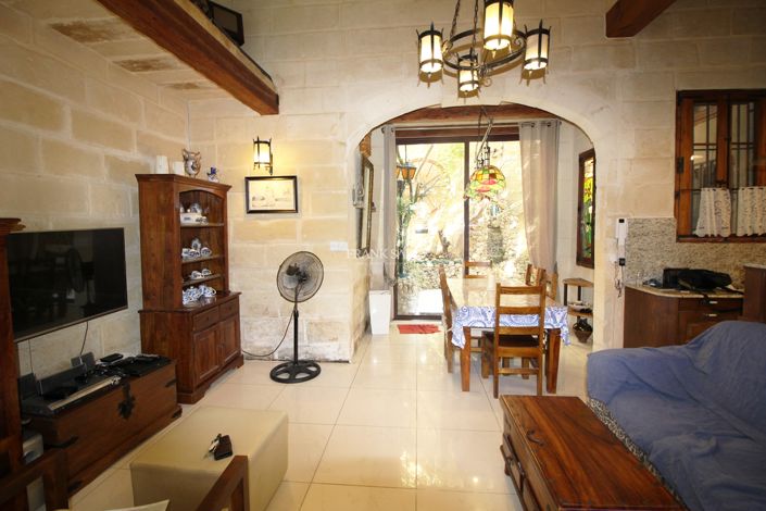 Image No.3-Propriété de 3 chambres à vendre à Hamrun
