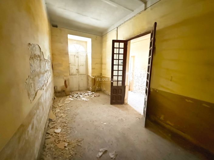 Image No.5-Propriété de 4 chambres à vendre à Vittoriosa
