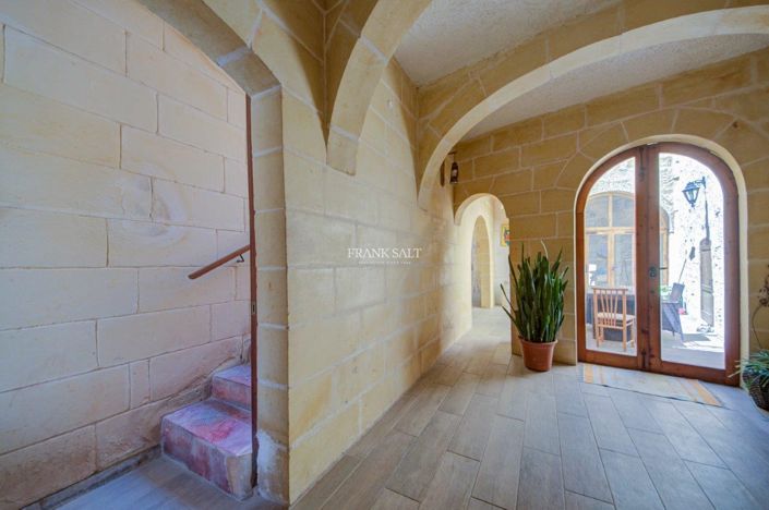 Image No.4-Propriété de 4 chambres à vendre à Ghasri