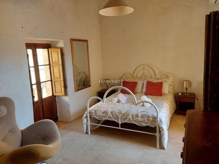 Image No.5-Propriété de 4 chambres à vendre à Ghasri