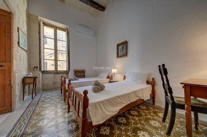 Image No.19-Propriété de 6 chambres à vendre à Senglea