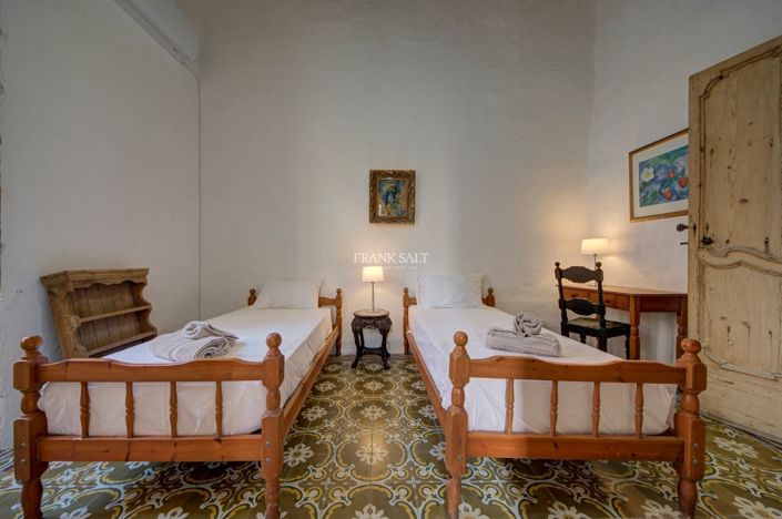 Image No.20-Propriété de 6 chambres à vendre à Senglea