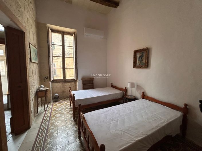 Image No.29-Propriété de 6 chambres à vendre à Senglea