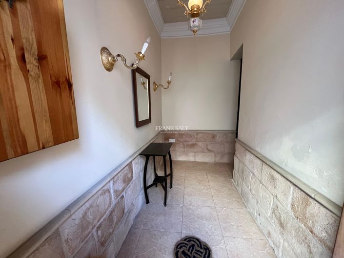 Image No.2-Propriété de 3 chambres à vendre à Hamrun