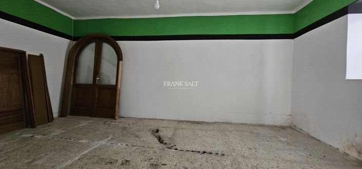 Image No.14-Propriété de 4 chambres à vendre à Naxxar