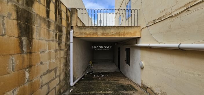 Image No.6-Propriété de 4 chambres à vendre à Naxxar