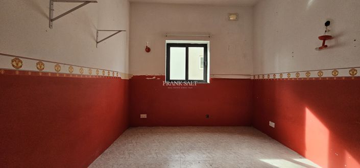 Image No.8-Propriété de 4 chambres à vendre à Naxxar