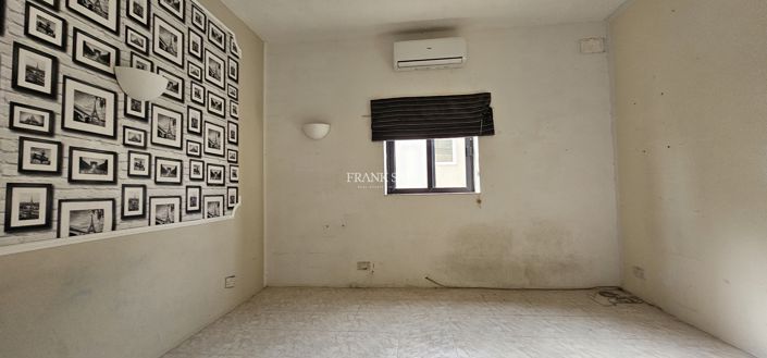 Image No.9-Propriété de 4 chambres à vendre à Naxxar