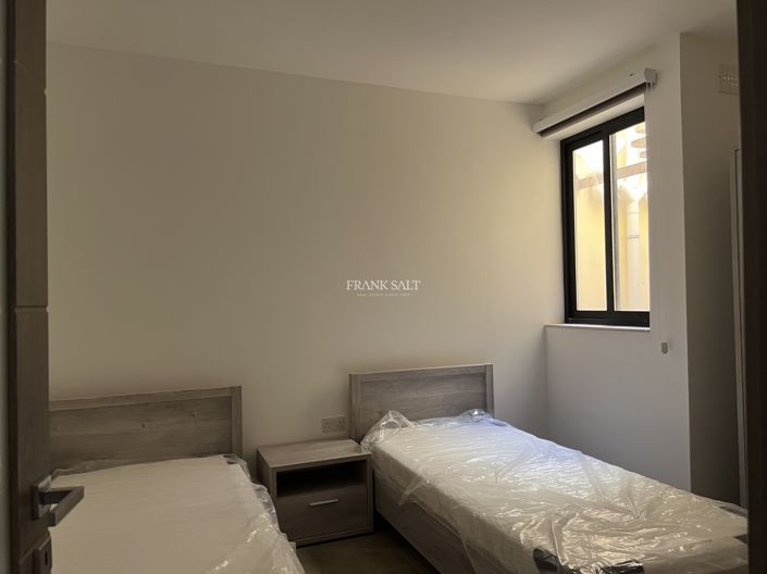 Image No.9-Propriété de 3 chambres à vendre à Victoria