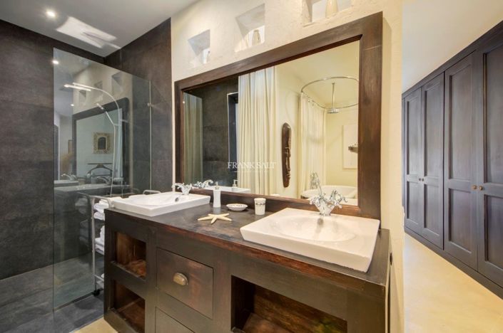 Image No.17-1 Bed Property for sale