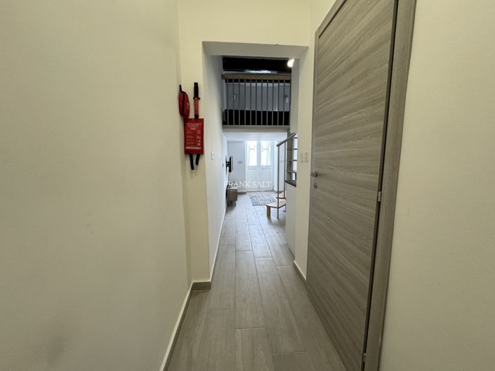 Image No.3-3 Bed Property for sale